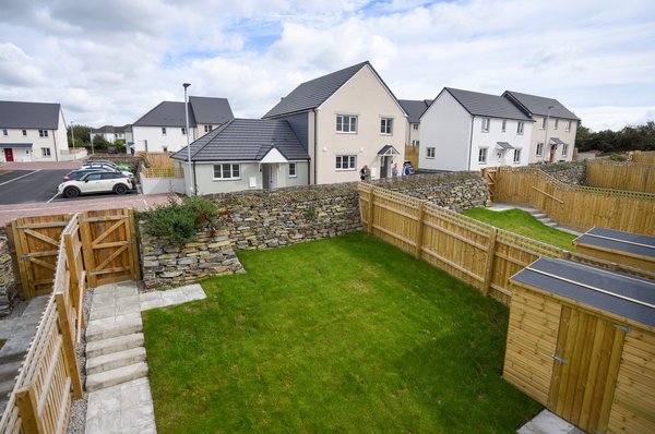 article-rent202324-hero