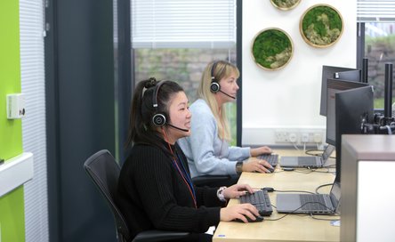 contact-us-hero-calls