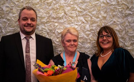 article-denise-volunteer