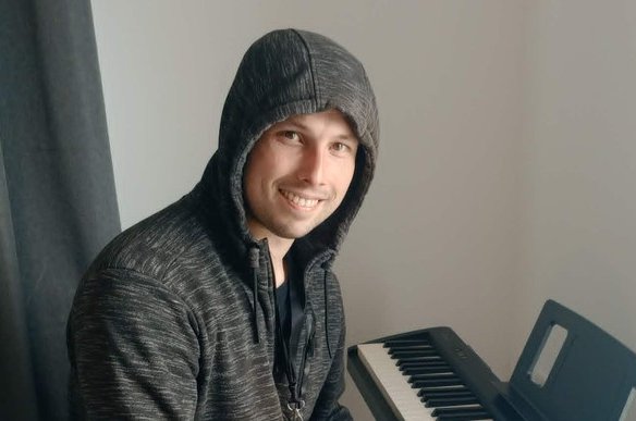 Rhys3