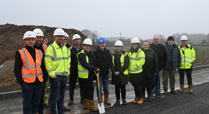 St Erth start on site