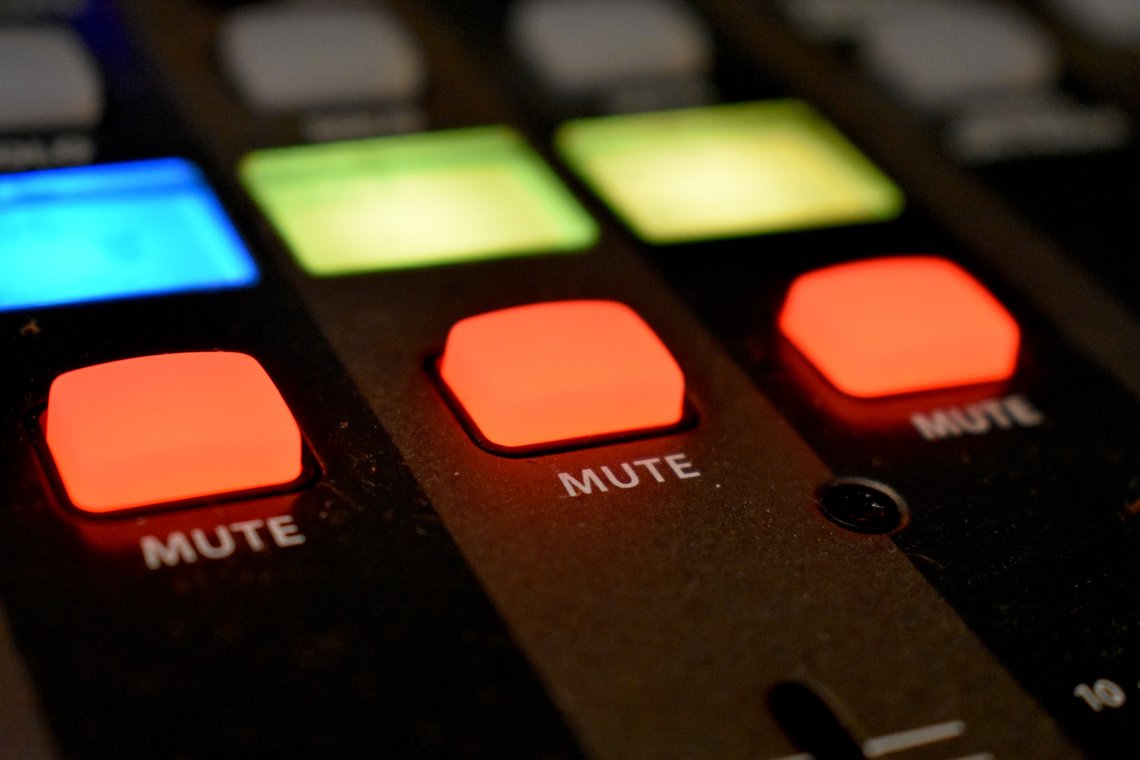 noise-gallery-mute